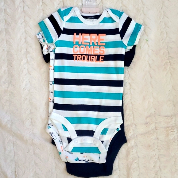 NWT Carter's 9M Onesie 3 Pack - Picture 3 of 7
